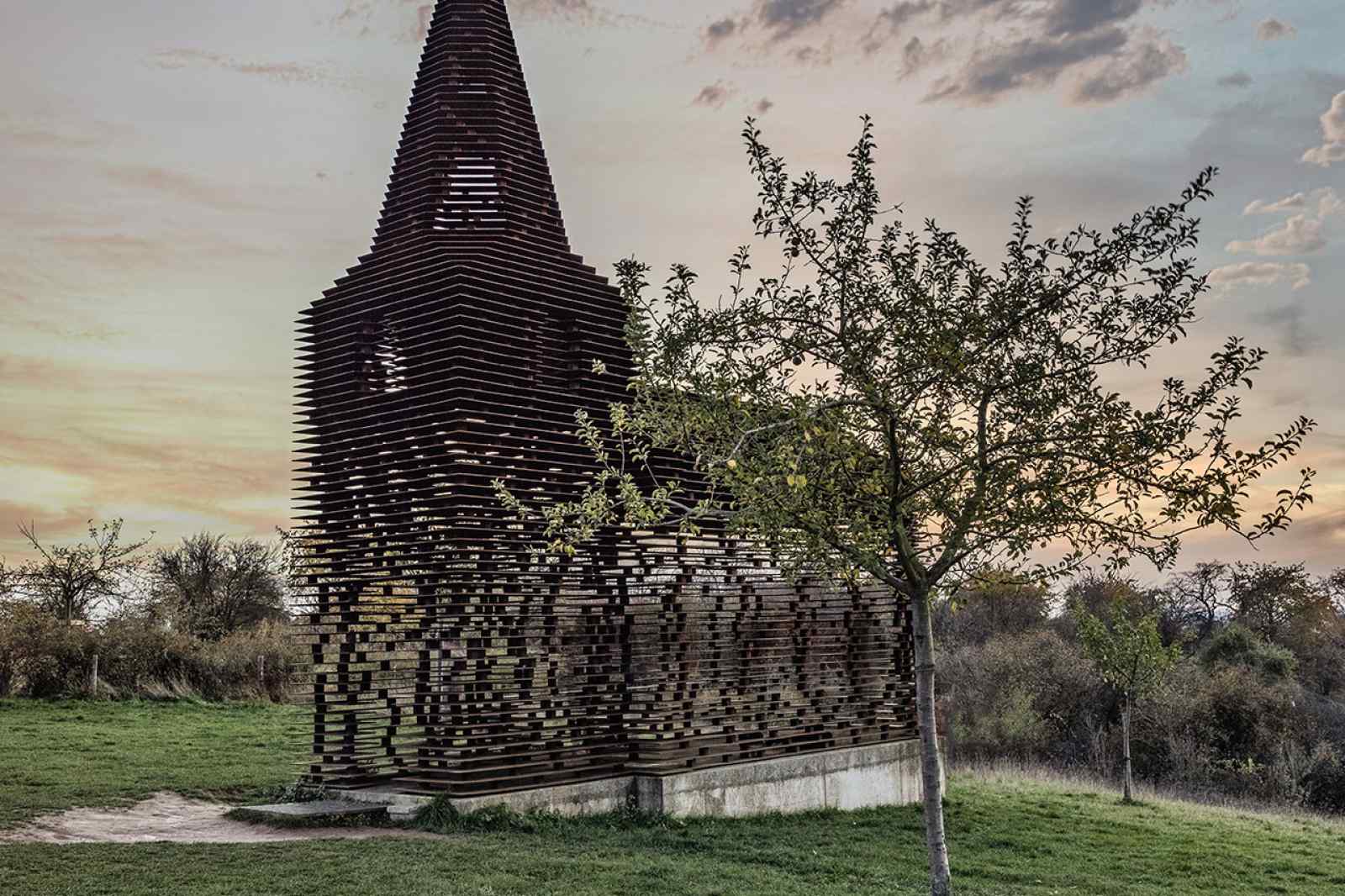  Reading Between the Lines Church, Borgloon